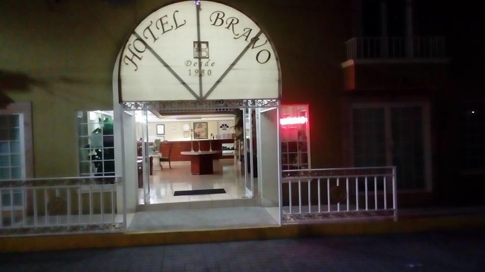 Hotel Bravo Tepic Bagian luar foto