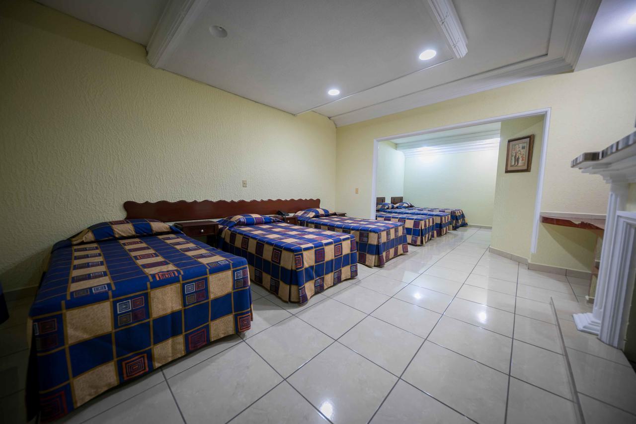 Hotel Bravo Tepic Bagian luar foto